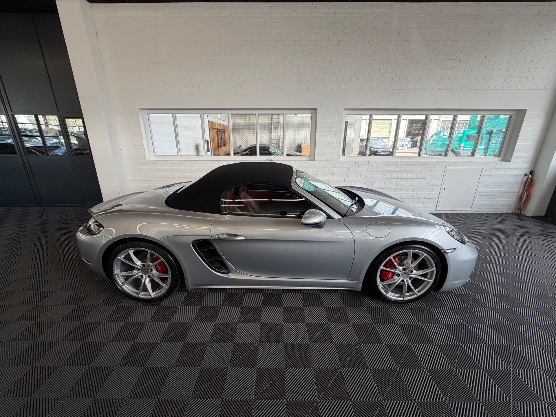 PORSCHE 718 Boxster S 2.5 PDK 350 PS * PORSCHE APPROVED 06.2027 *-image-1