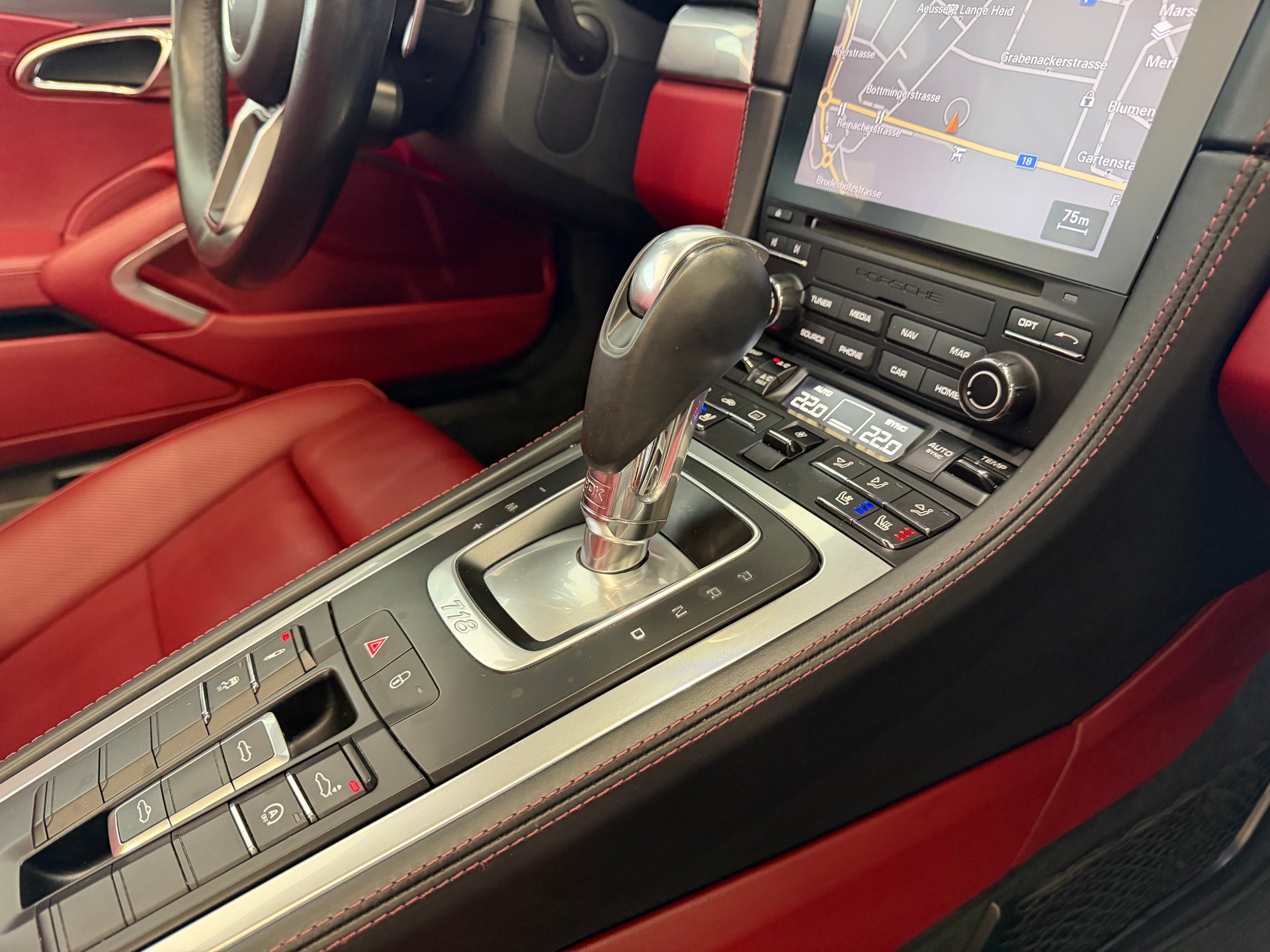PORSCHE 718 Boxster S 2.5 PDK 350 PS * PORSCHE APPROVED 06.2027 *-image-19