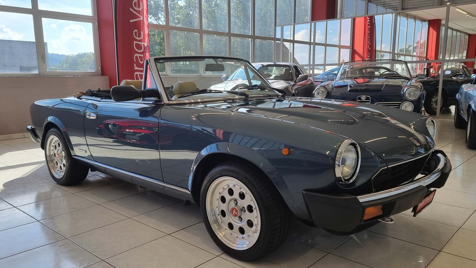 FIAT 124 Spidereuropa 2.0 i.e Azzurra-image-7