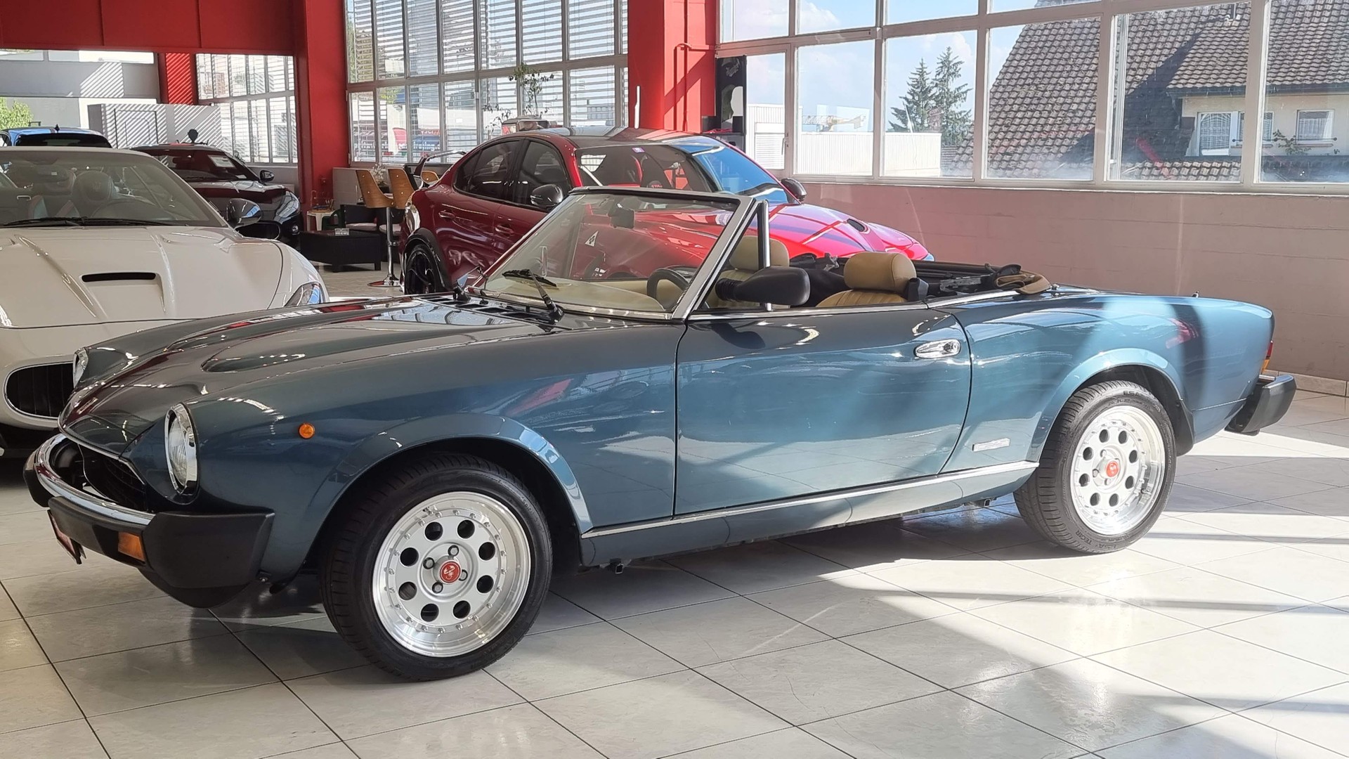 FIAT 124 Spidereuropa 2.0 i.e Azzurra-image-2