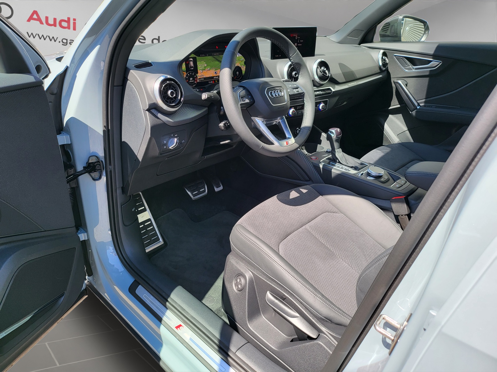 AUDI SQ2 TFSI quattro S-tronic-image-6