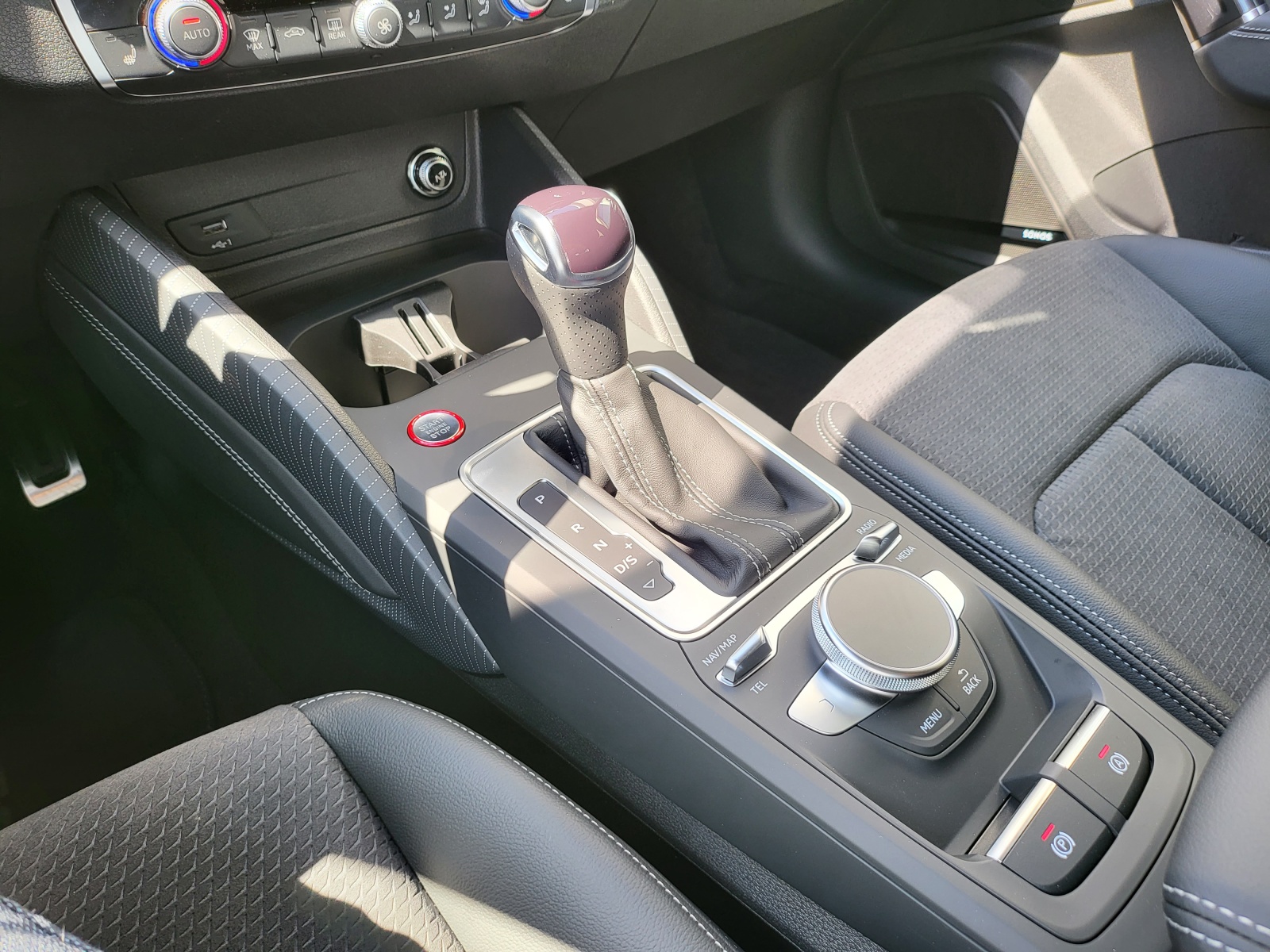 AUDI SQ2 TFSI quattro S-tronic-image-11