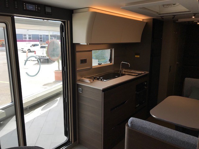 ADRIA ALPINA 663 PT (W088)-image-5