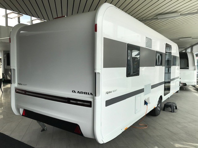 ADRIA ALPINA 663 PT (W088)-image-1