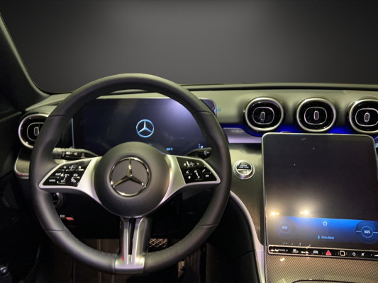 MERCEDES-BENZ C 220 d T 4 Matic-image-8