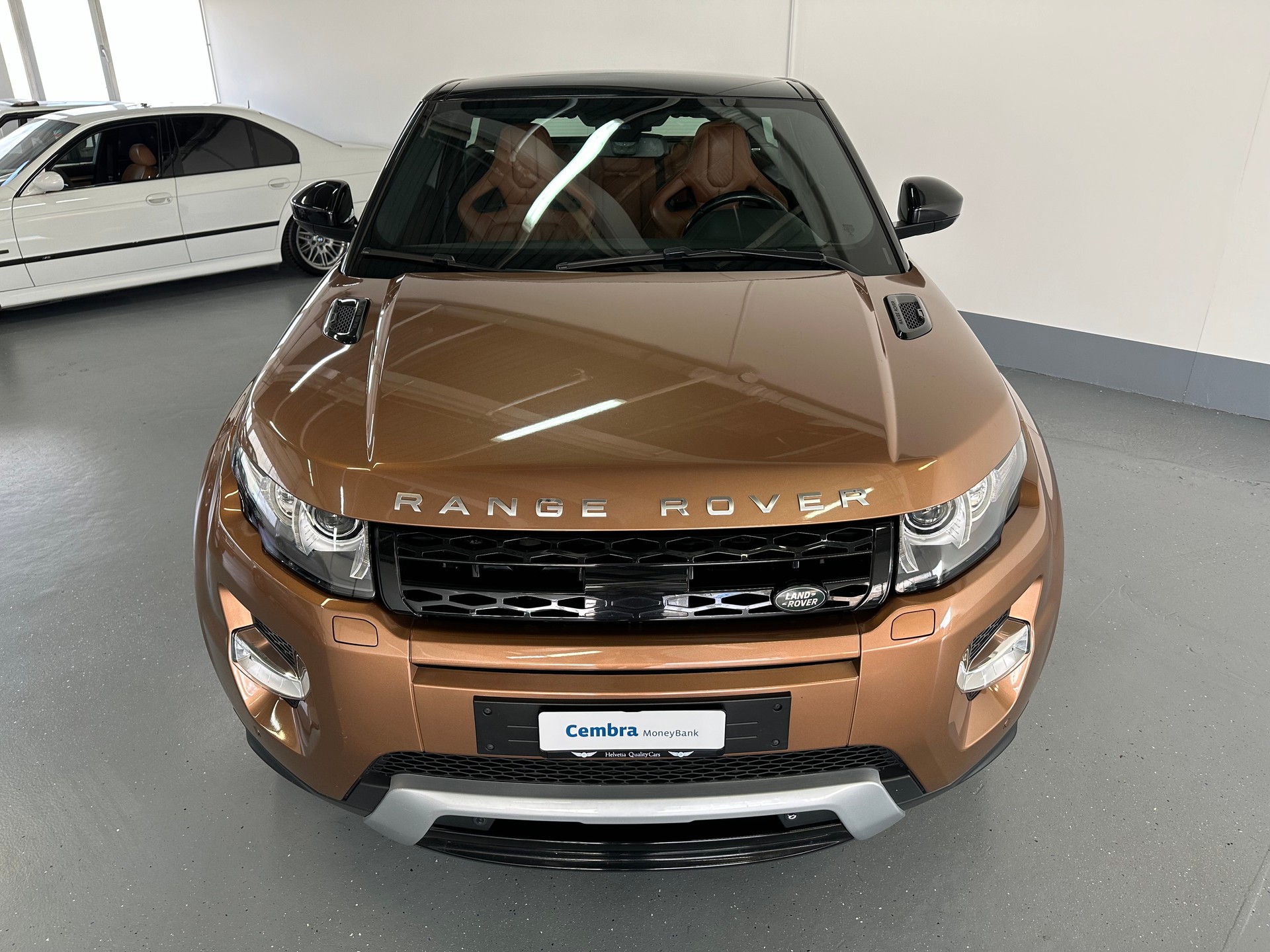 LAND ROVER Range Rover Evoque 2.2 SD4 Dynamic AT9-image-6