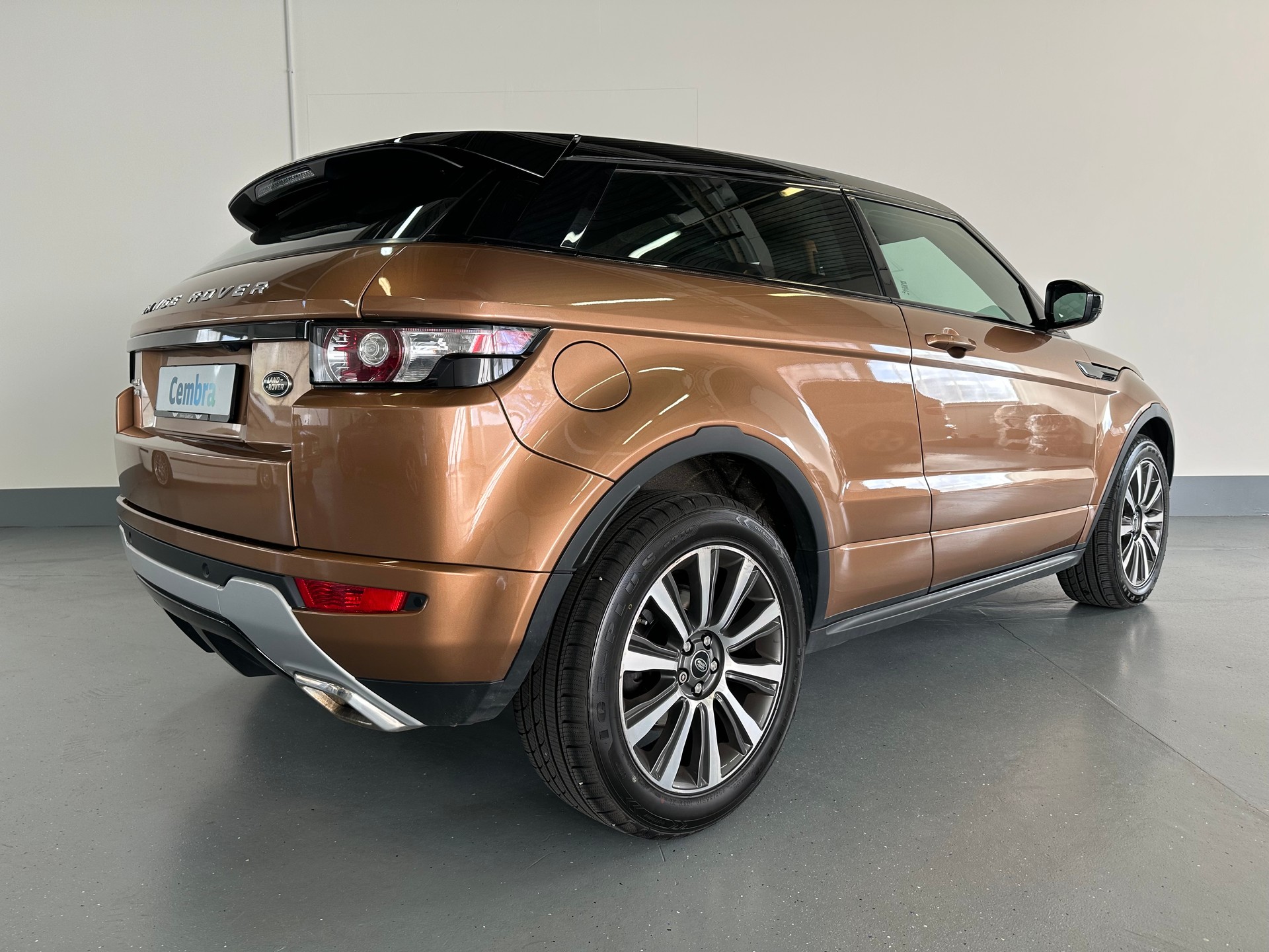 LAND ROVER Range Rover Evoque 2.2 SD4 Dynamic AT9-image-11