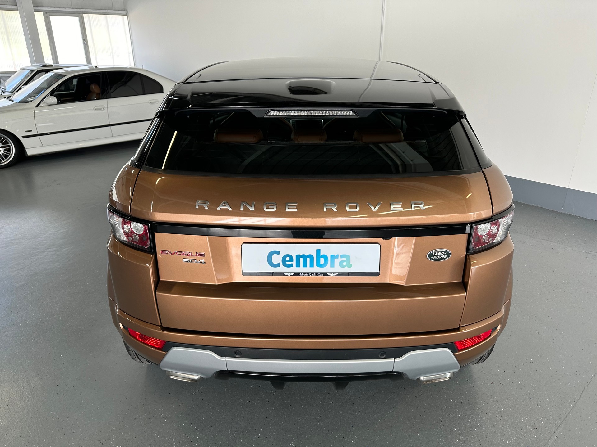 LAND ROVER Range Rover Evoque 2.2 SD4 Dynamic AT9-image-15