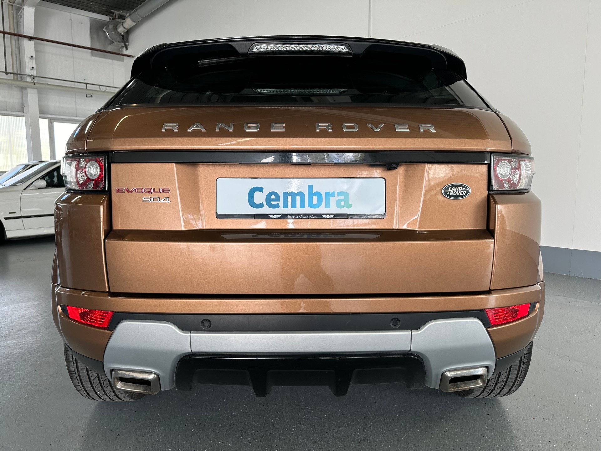 LAND ROVER Range Rover Evoque 2.2 SD4 Dynamic AT9-image-14