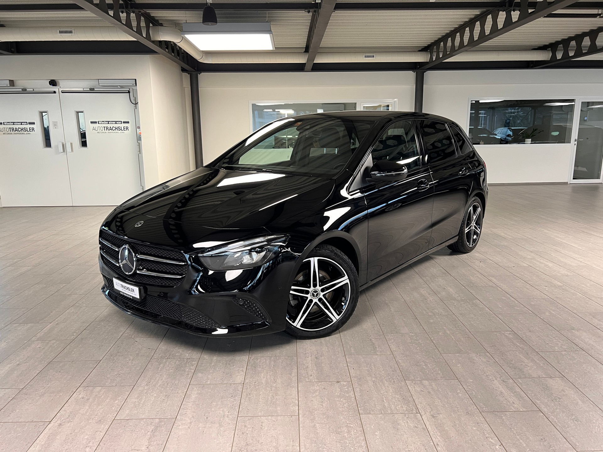 MERCEDES-BENZ B 200 Night Star 7G-DCT