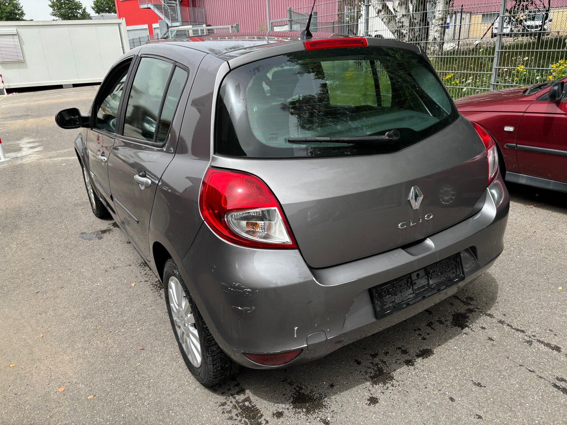 RENAULT Clio 1.2 16V Turbo Rip Curl-image-2