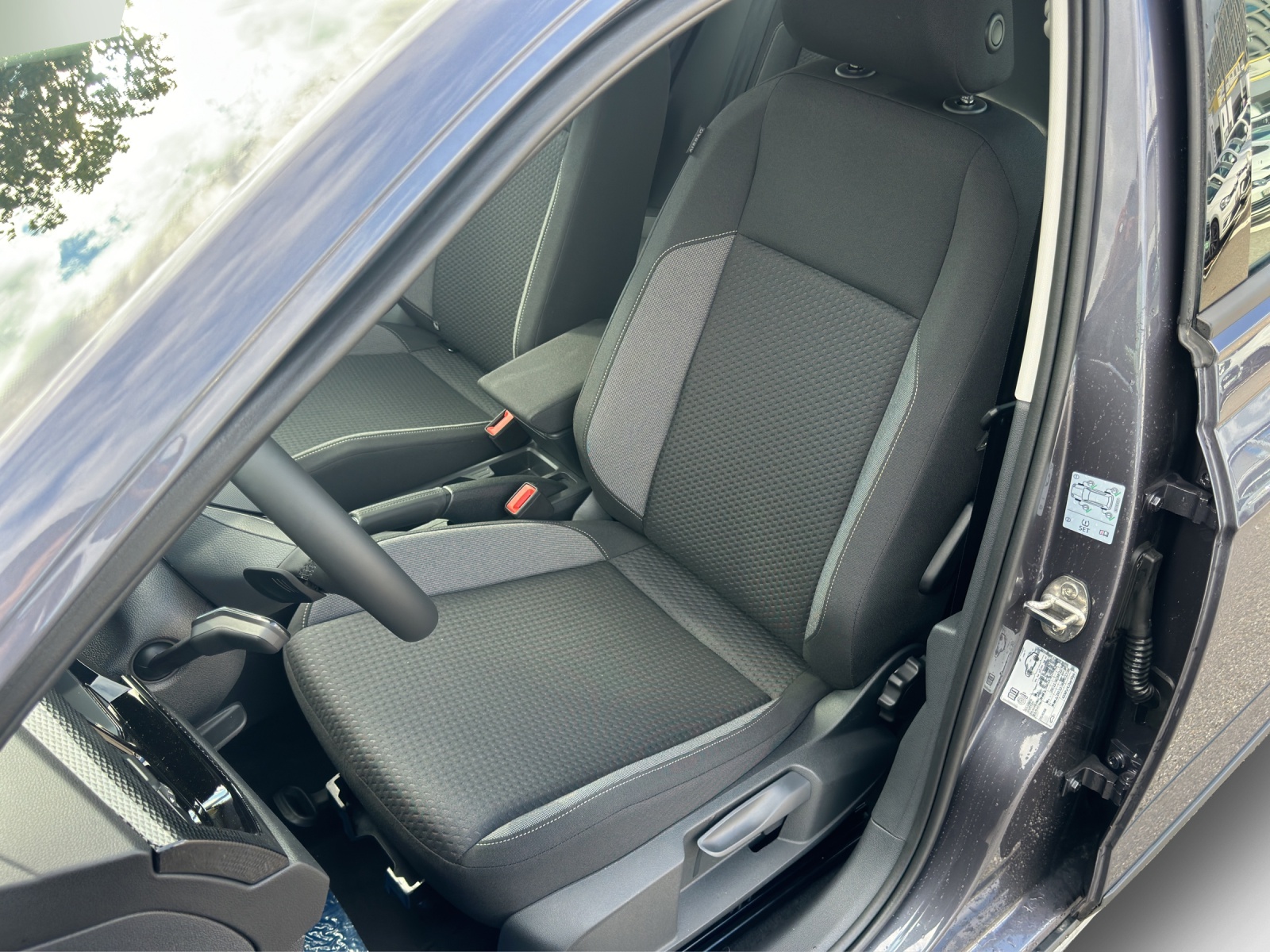 VW Taigo 1.0 TSI Life DSG-image-14