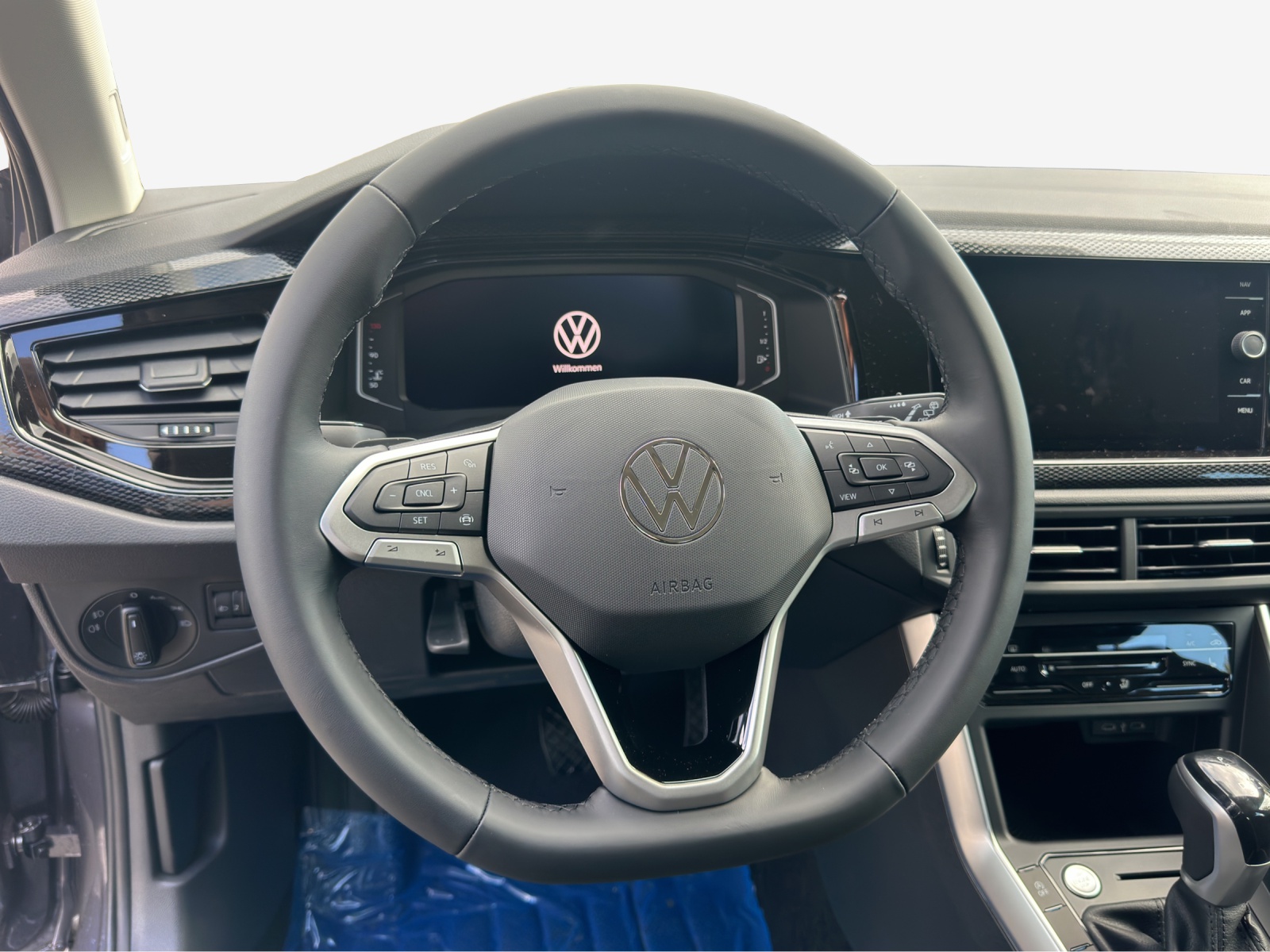 VW Taigo 1.0 TSI Life DSG-image-9