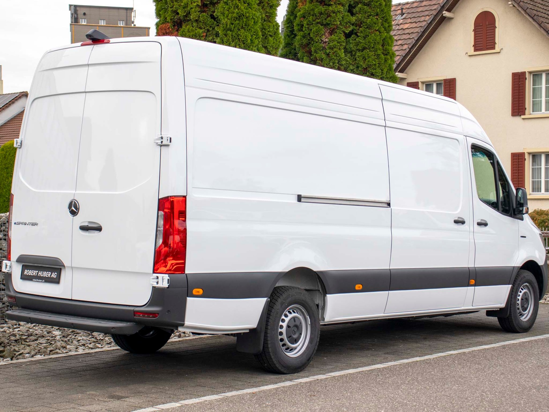 MERCEDES-BENZ eSprinter 320 PRO Lang-image-4