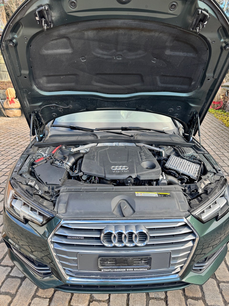 AUDI A4 Avant 3.0 TDI Sport quattro tiptronic-image-15