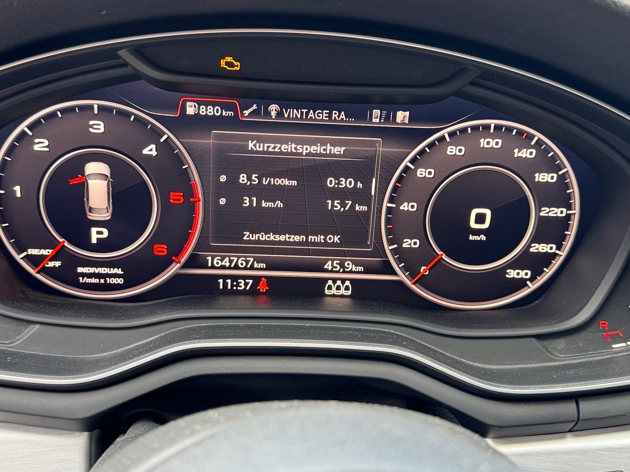 AUDI A4 Avant 3.0 TDI Sport quattro tiptronic-image-10