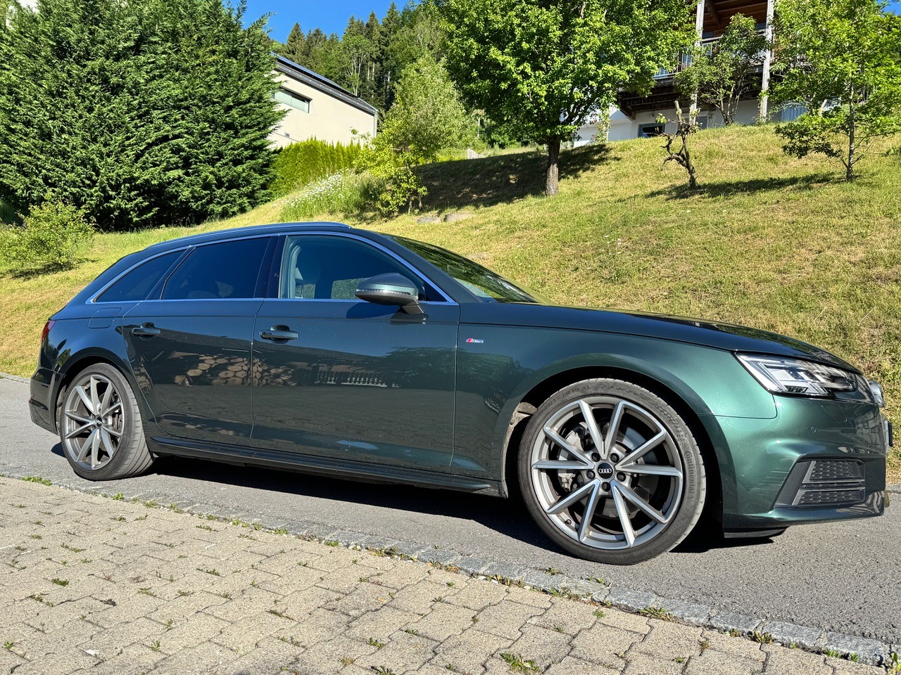 AUDI A4 Avant 3.0 TDI Sport quattro tiptronic-image-2