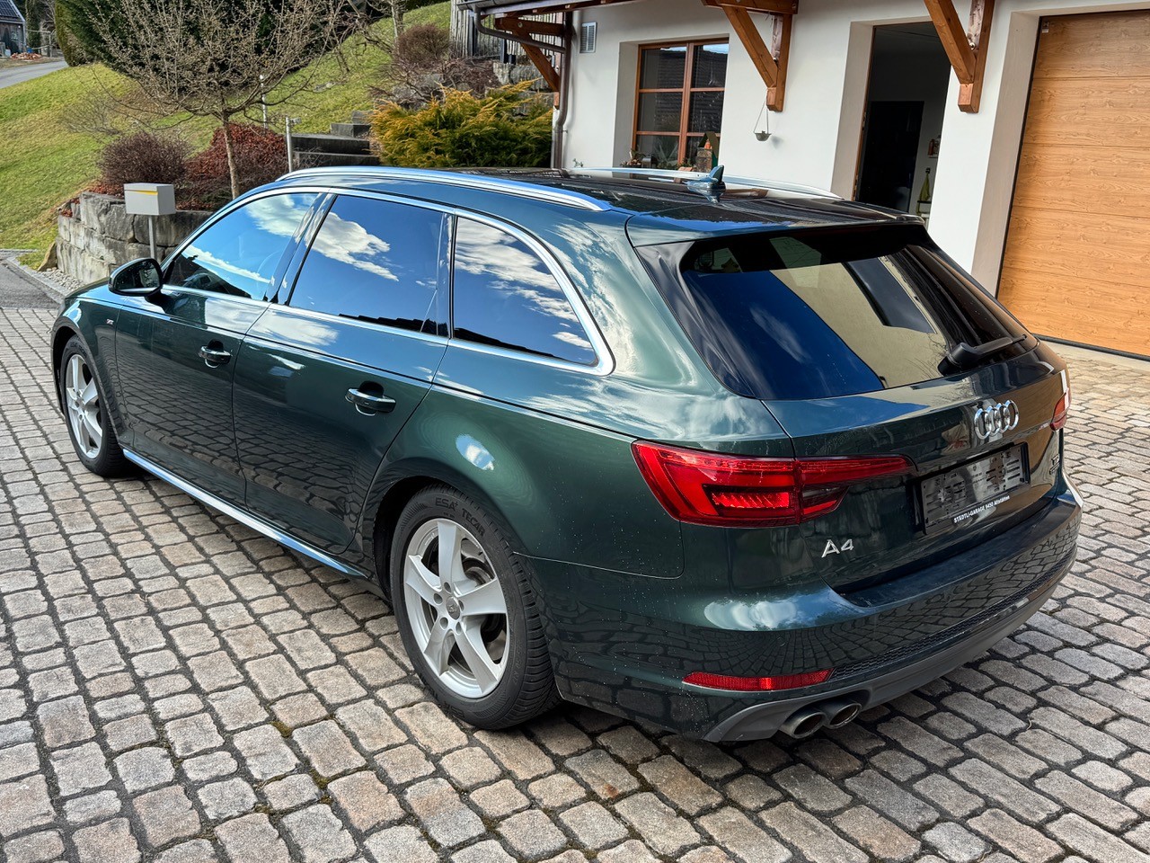 AUDI A4 Avant 3.0 TDI Sport quattro tiptronic-image-6