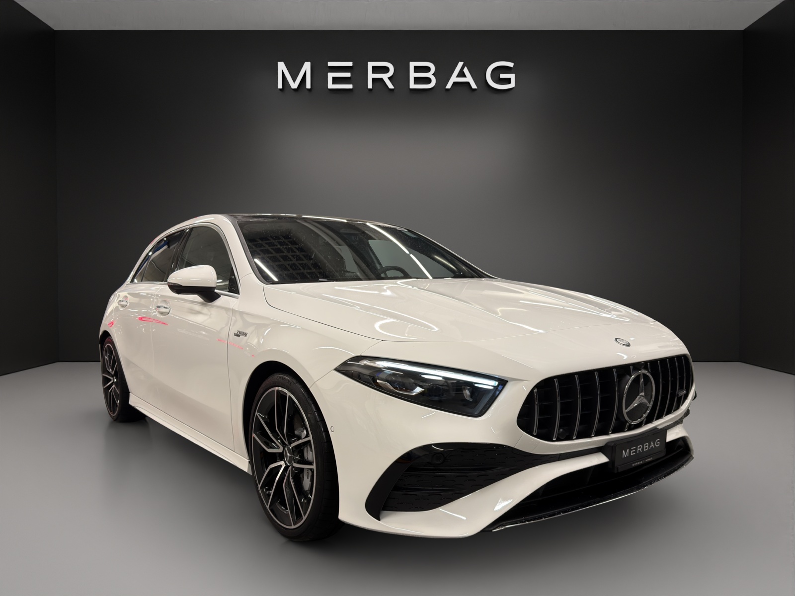 MERCEDES-BENZ A AMG 35 4Matic 8G-DCT-image-0