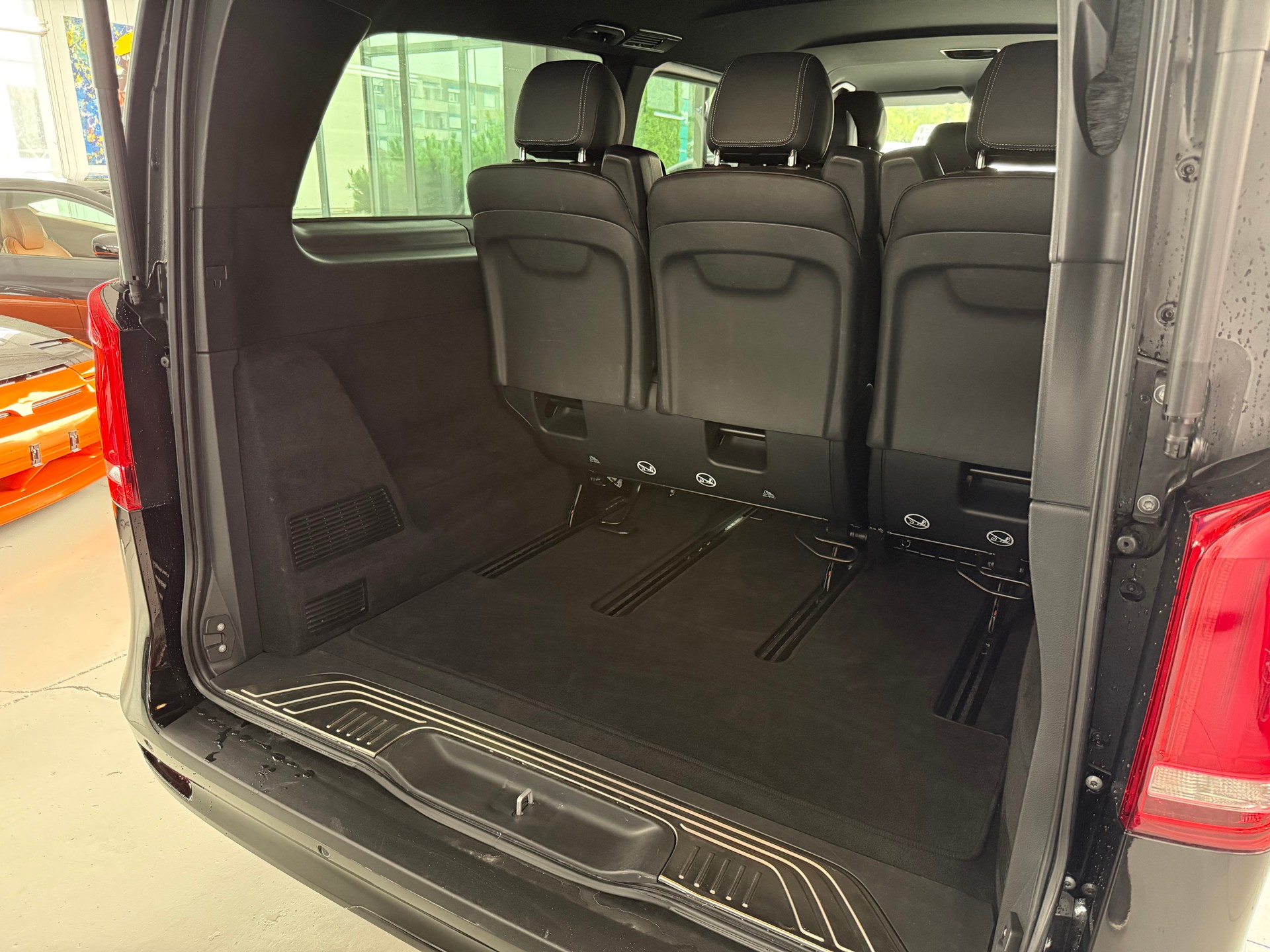 MERCEDES-BENZ V 250 d Avantgarde EL 4M-image-18