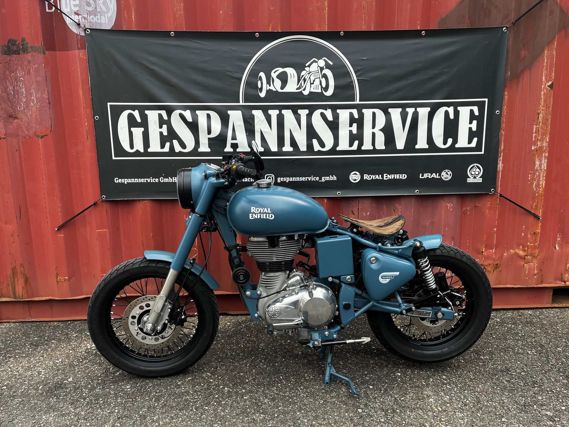 ROYAL ENFIELD Classic 500 Matt-image-1