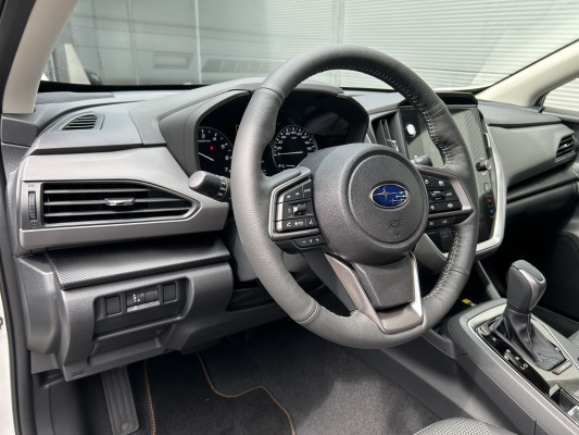 SUBARU Crosstrek 2.0 e-Boxer Passion AWD Lineartronic-image-6