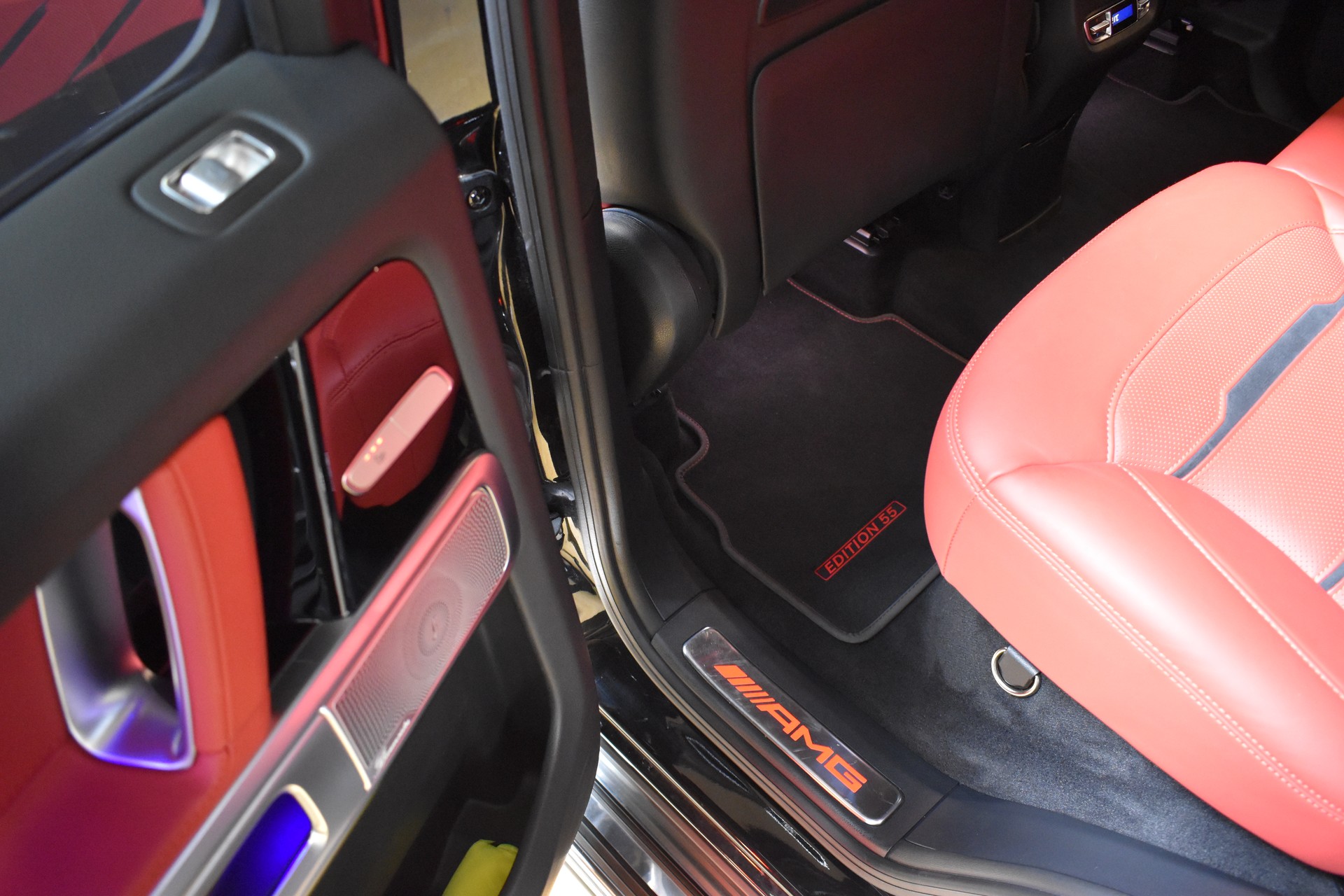 MERCEDES-BENZ G 63 AMG 4x4 Speedshift Plus G-Tronic-image-18