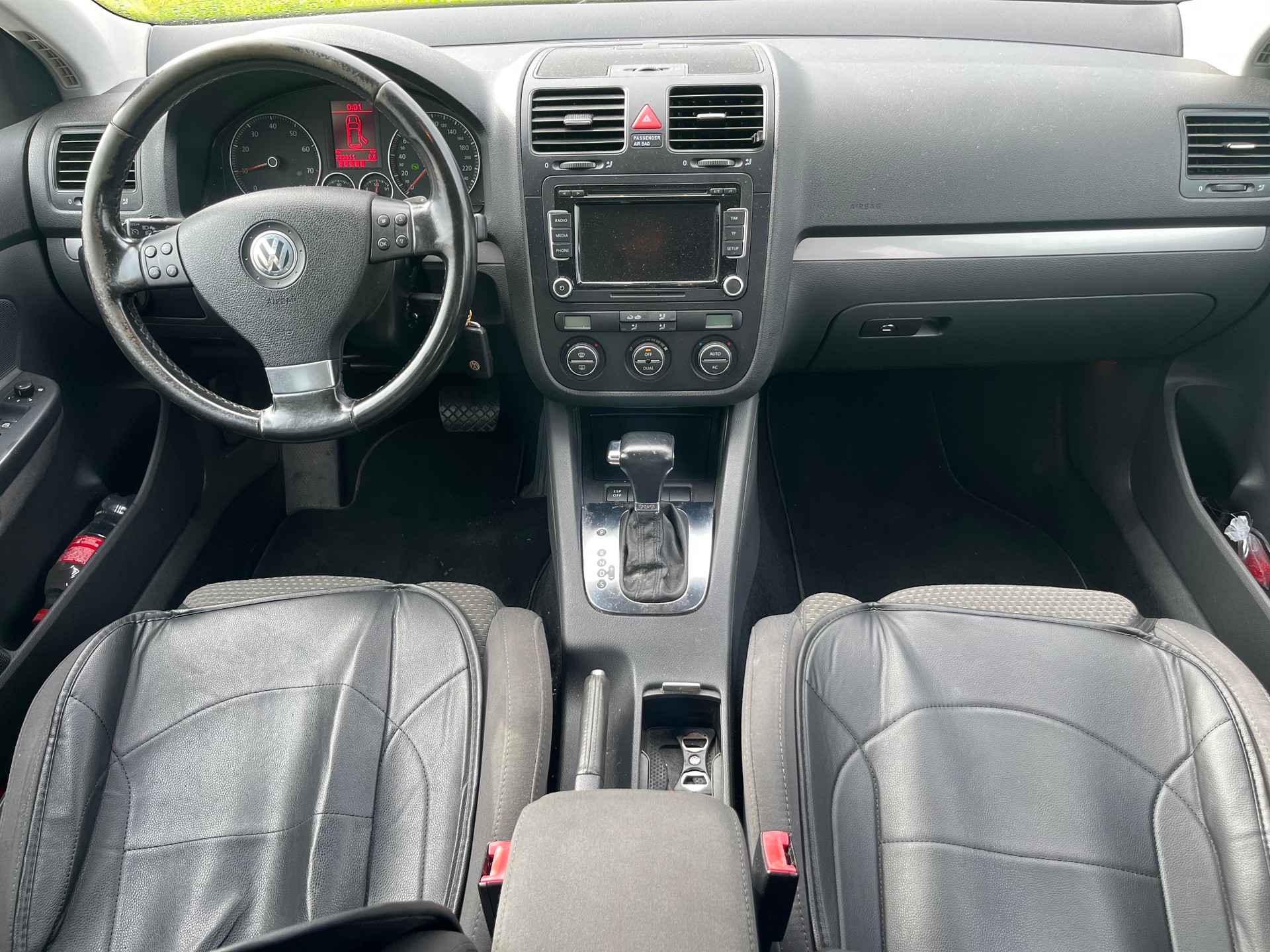 VW Golf Variant 1.4 TSI Sportline DSG-image-10