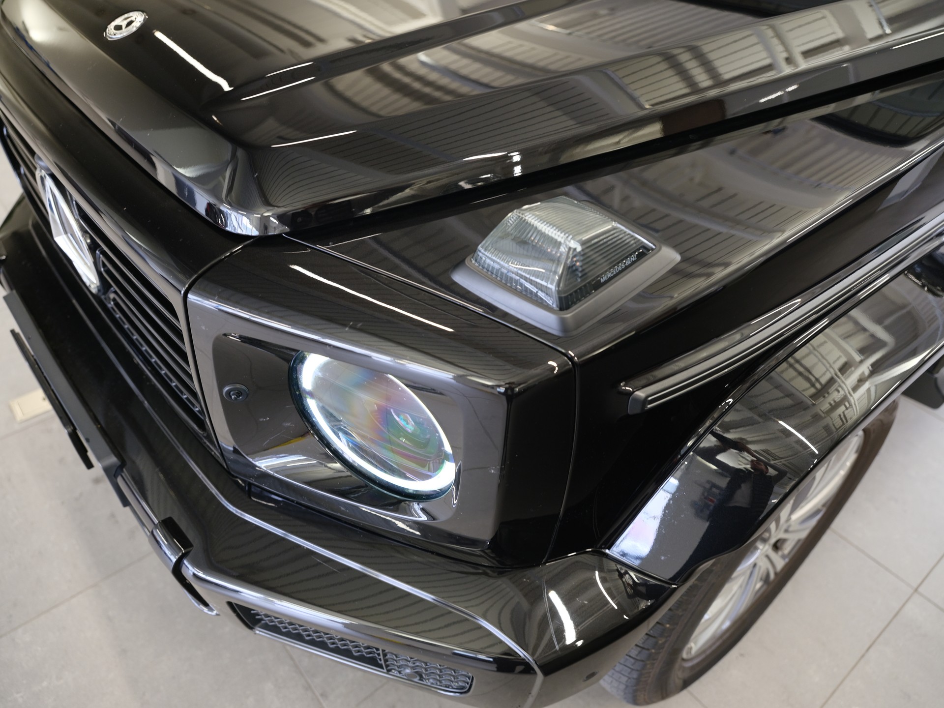 MERCEDES-BENZ G 500 AMG Line 9G-Tronic-image-10