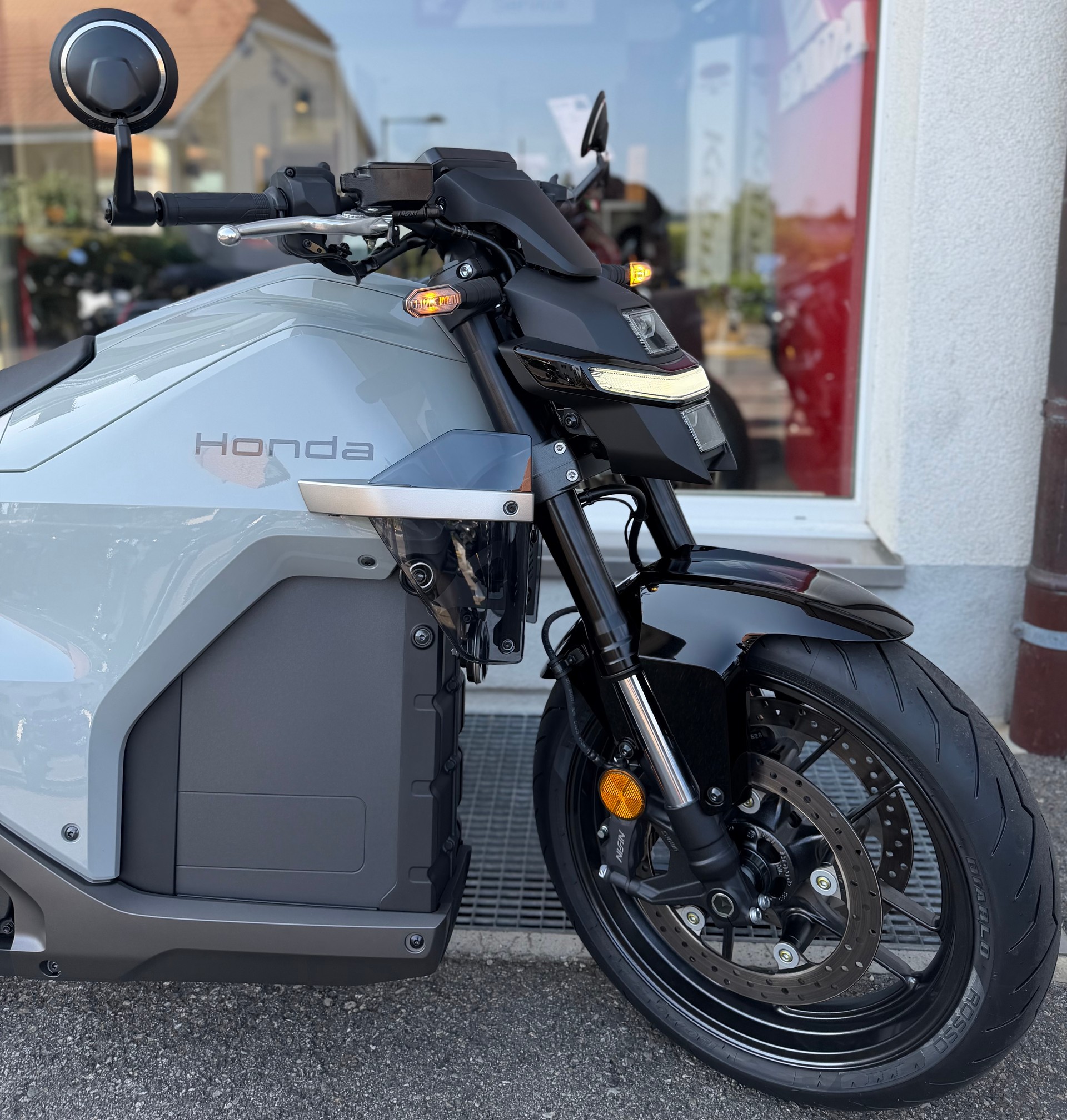 HONDA WN 7-image-4