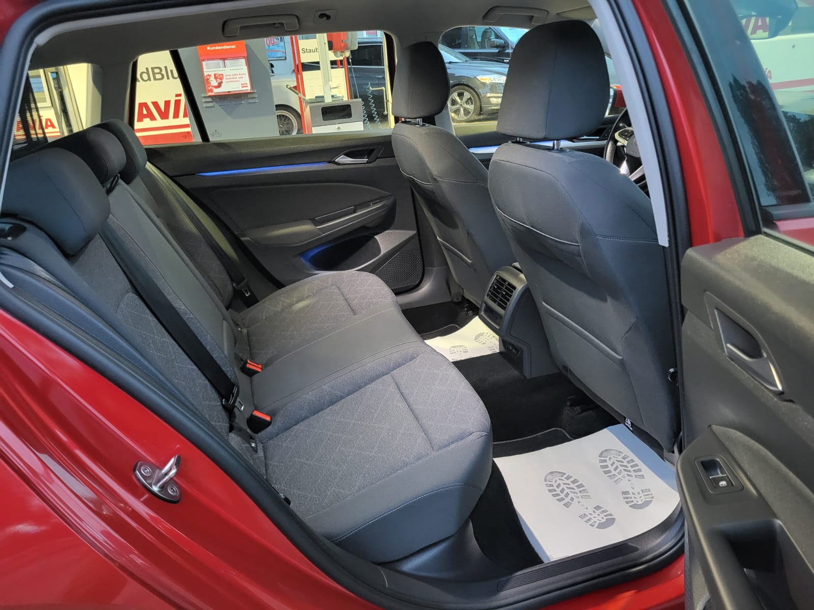 VW Golf Variant 2.0 TDI Life DSG-image-14