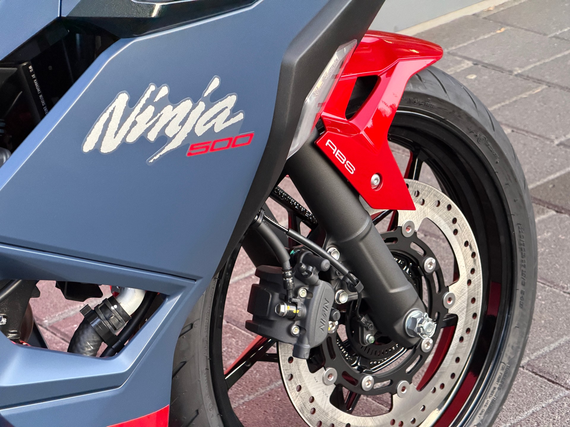 KAWASAKI Ninja 500 SE-showroom-element-2