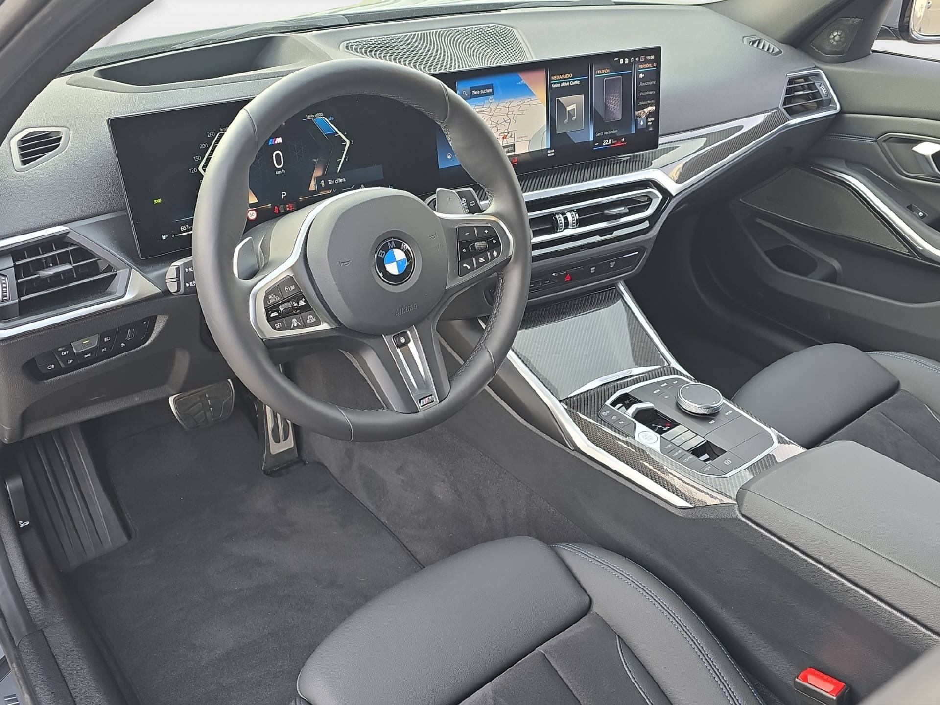 BMW 320d xDrive Touring M Sport ** 5 Jahre GARANTIE // 1'800 kg Anhängelast **-image-6