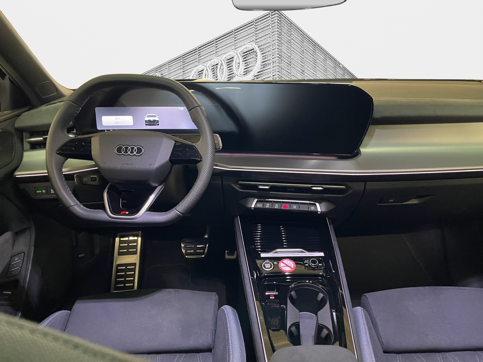 AUDI Q3 Sportback TFSI quattro 195 kW S tronic-image-10