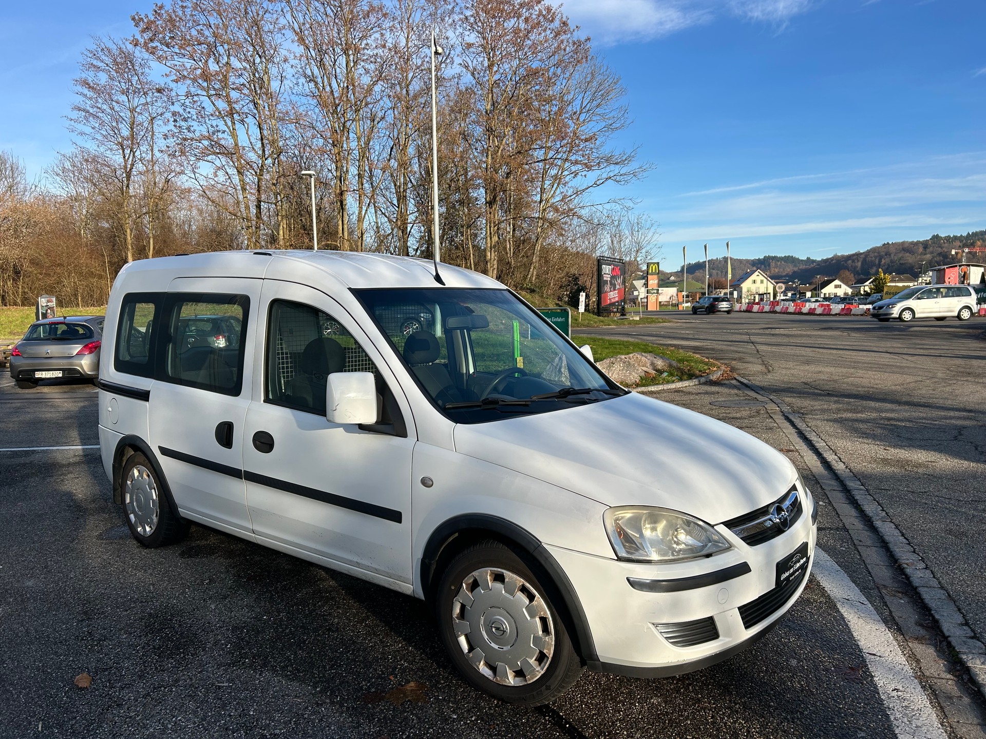 OPEL Combo 1.6 CNG Enjoy-image-1