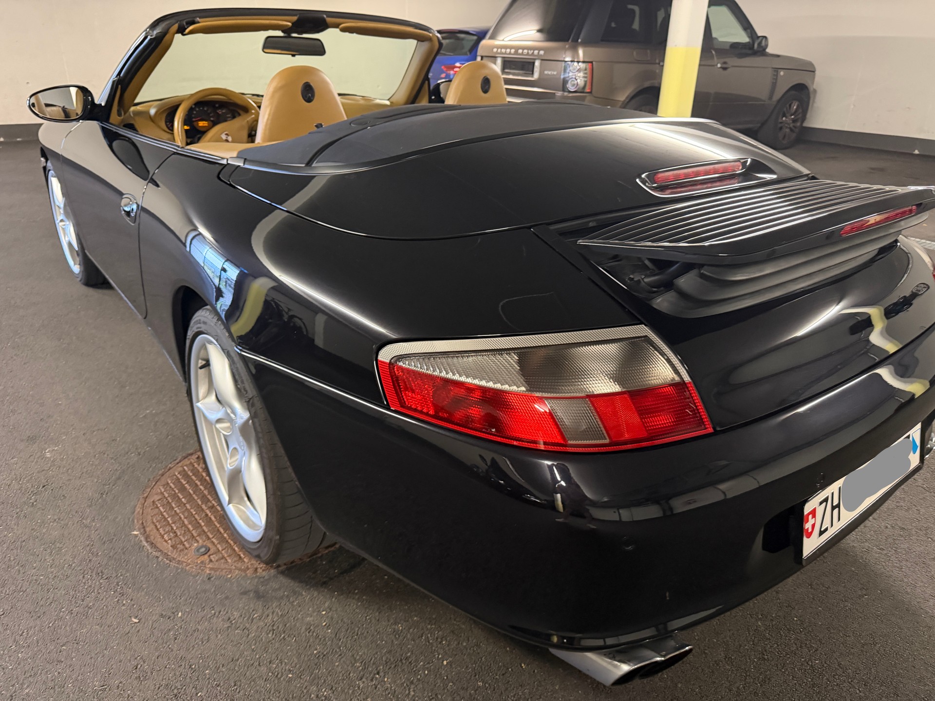PORSCHE 911 Carrera 4 Cabrio - 3.6 Handschalter-image-3