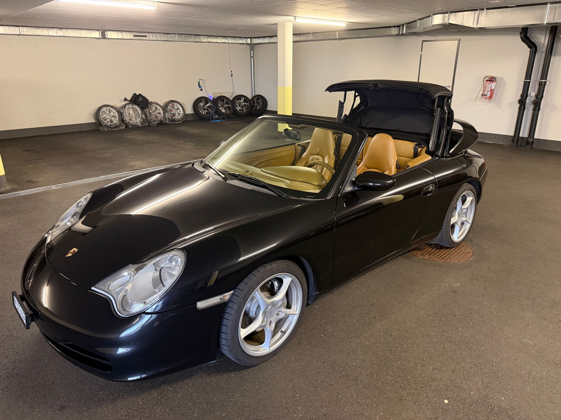 PORSCHE 911 Carrera 4 Cabrio - 3.6 Handschalter-image-0