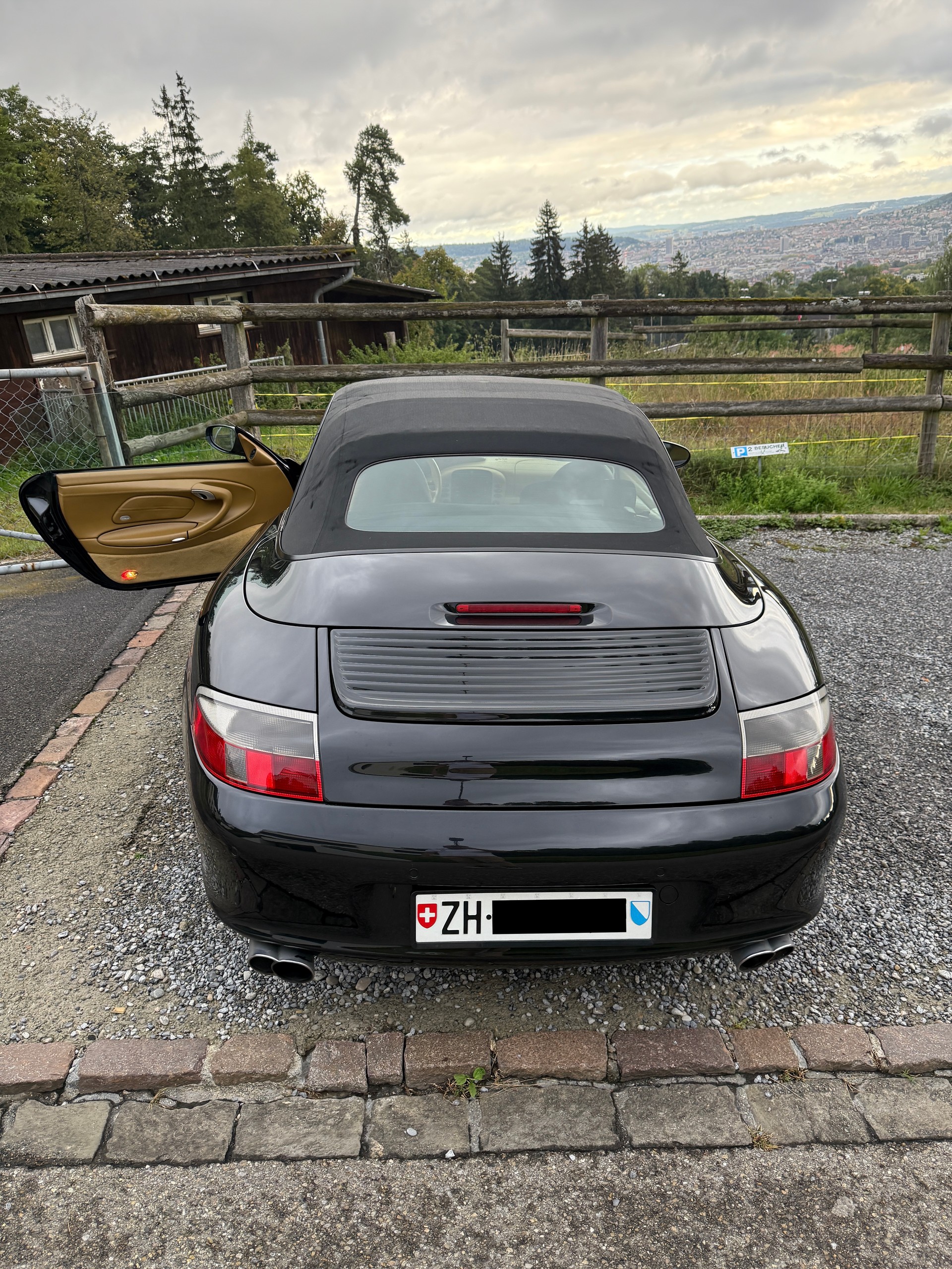 PORSCHE 911 Carrera 4 Cabrio - 3.6 Handschalter-image-1