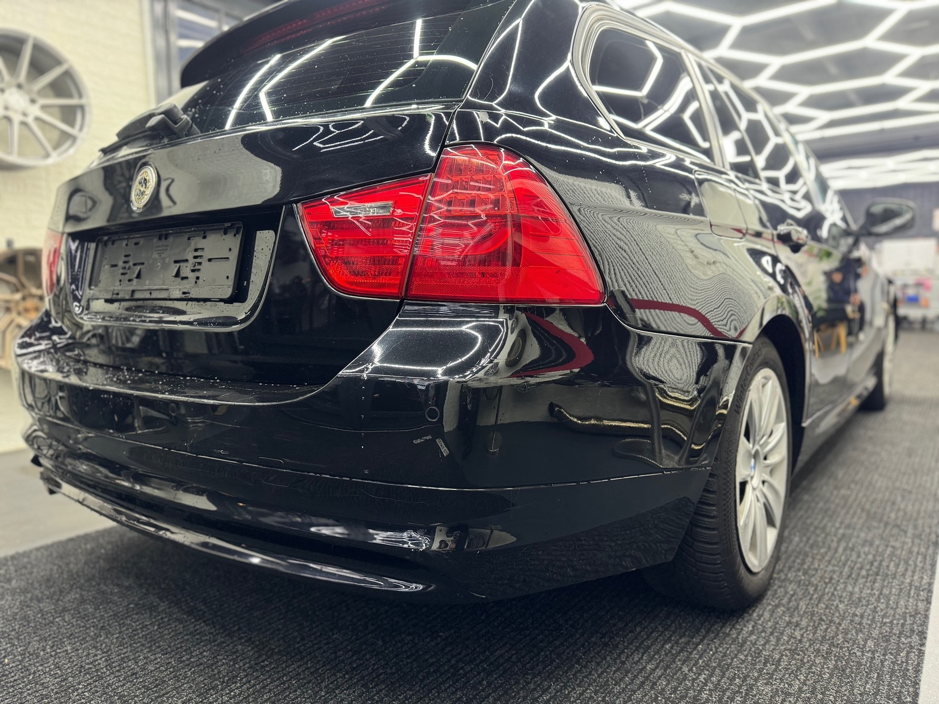 BMW 316D E91-image-8