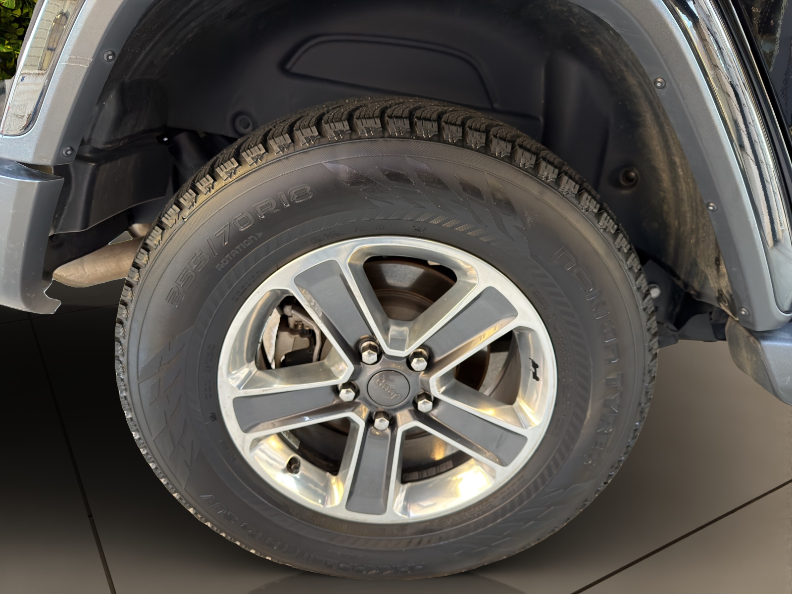 JEEP SAHARA-image-21