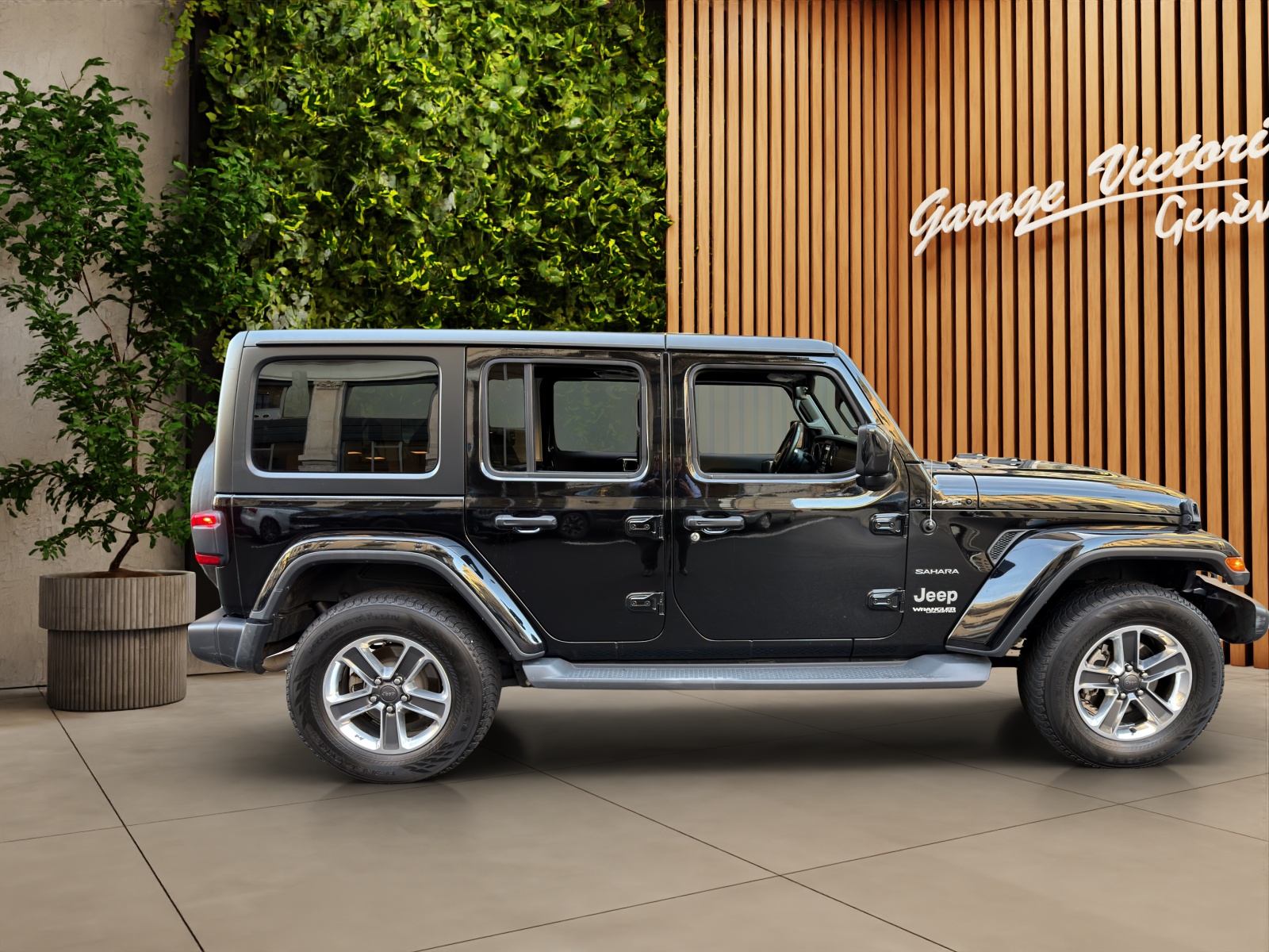 JEEP SAHARA-image-2