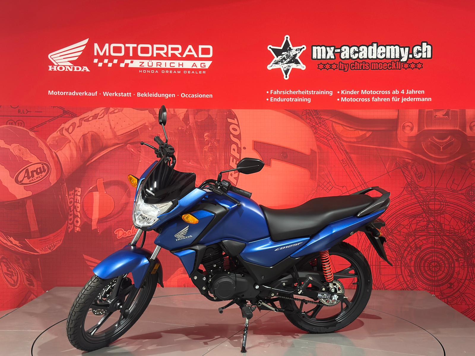 HONDA CBF 125 M**Matte Marvel Blue Metallic**DEMO-BIKE-showroom-element-3