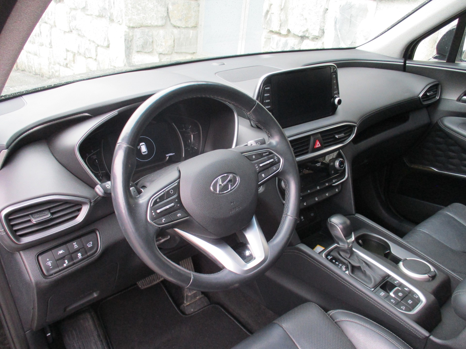 HYUNDAI Santa Fe 2.2 CRDI Vertex 4WD Automatic-image-3