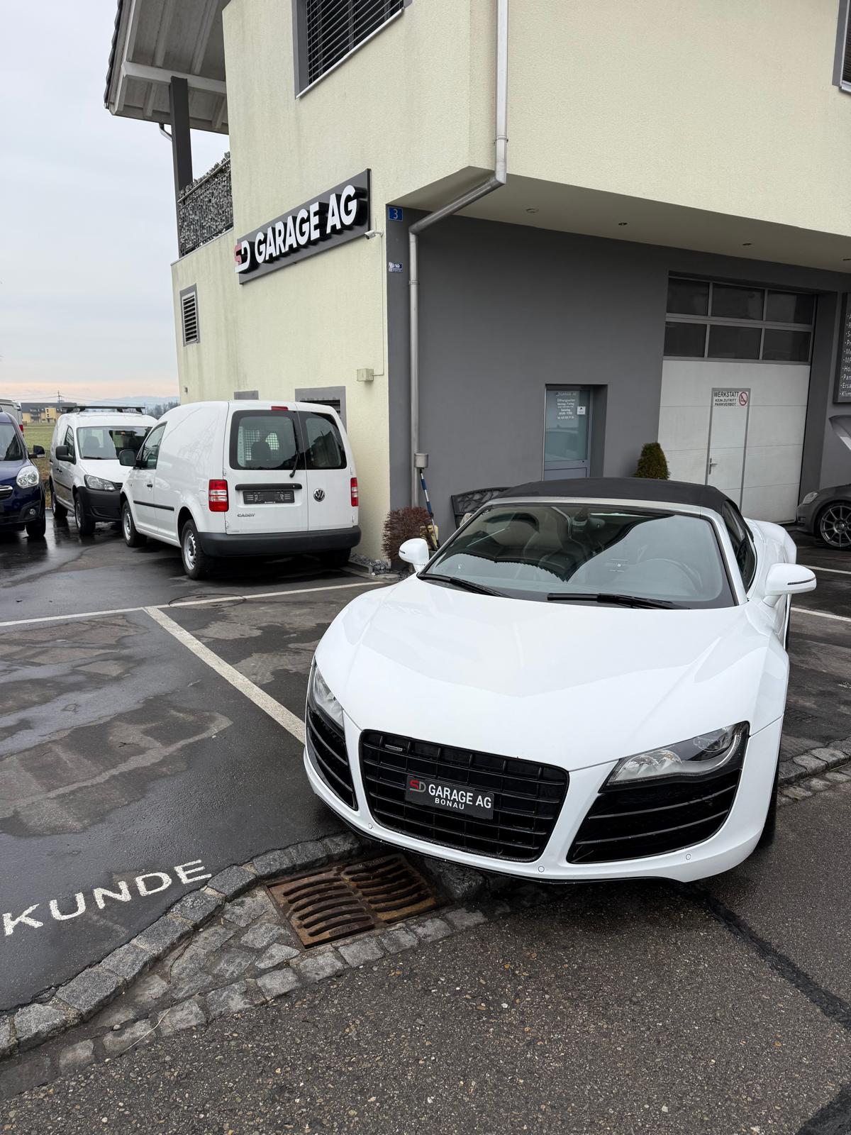 AUDI Spider 5.2-image-2