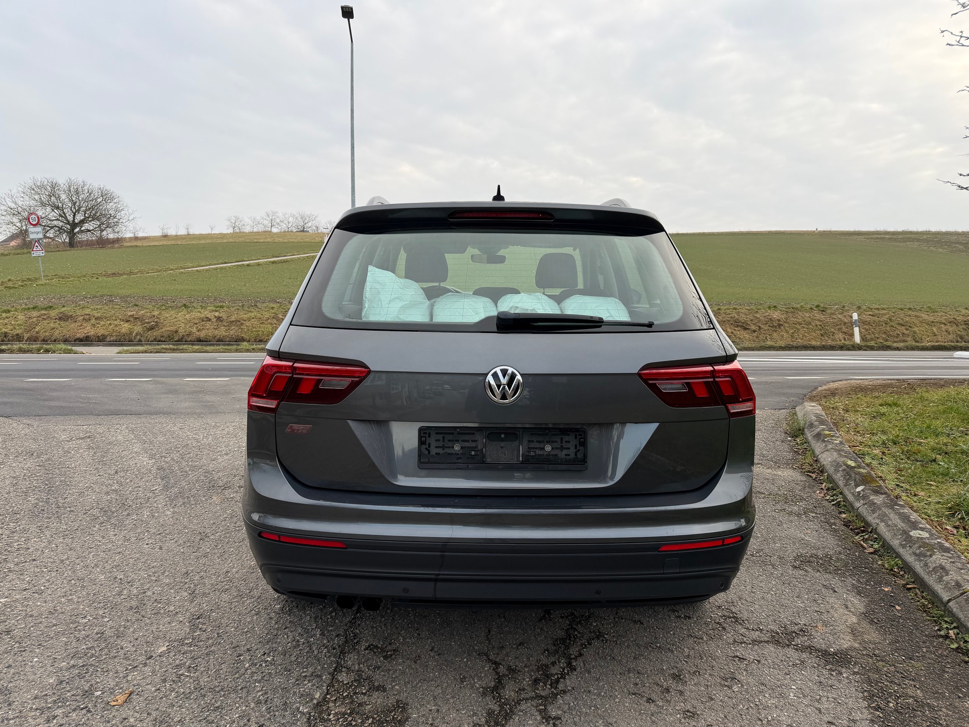 VW Tiguan 1.4TSI ACT Trendline 4Motion DSG-image-4