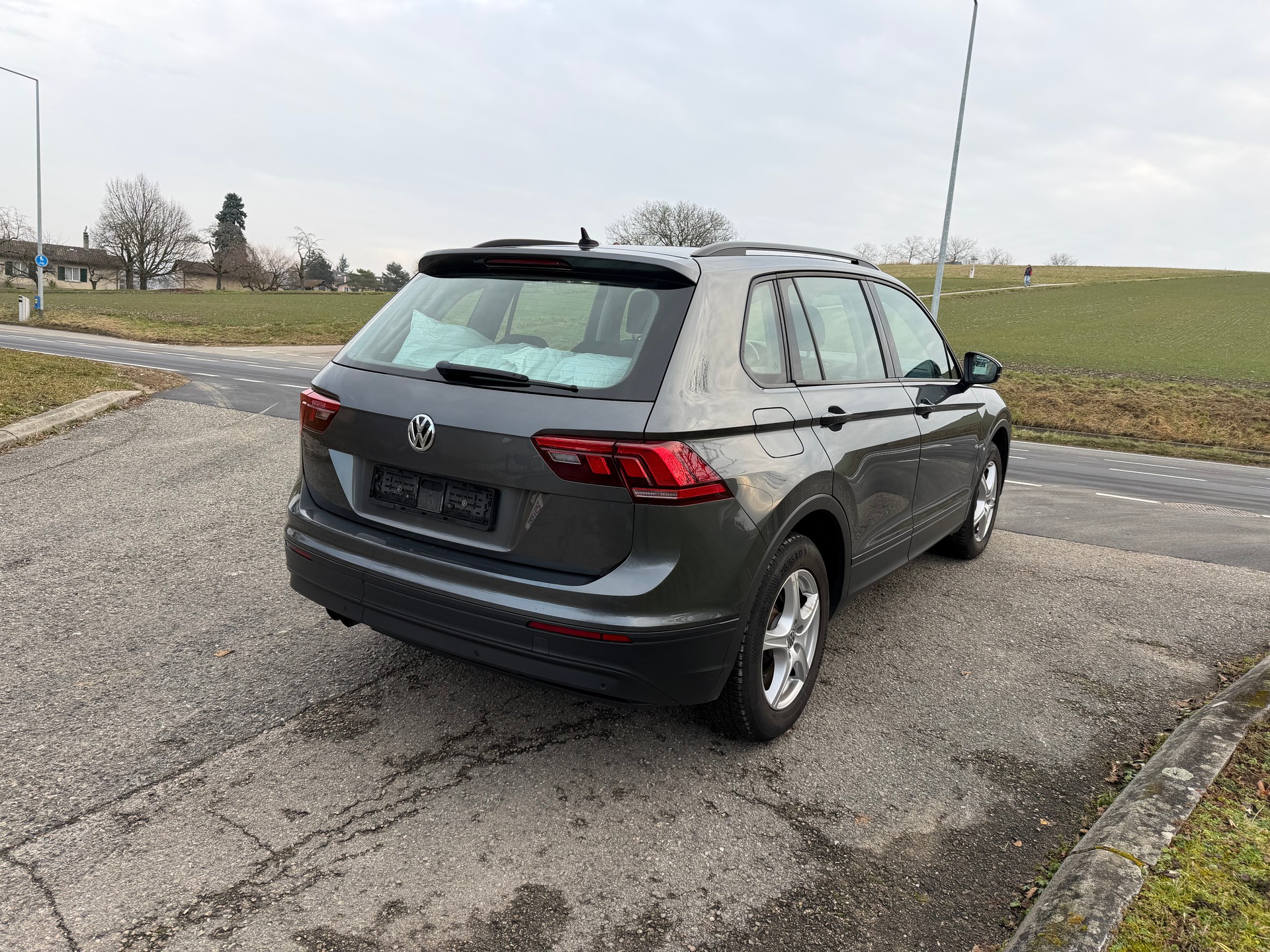VW Tiguan 1.4TSI ACT Trendline 4Motion DSG-image-3