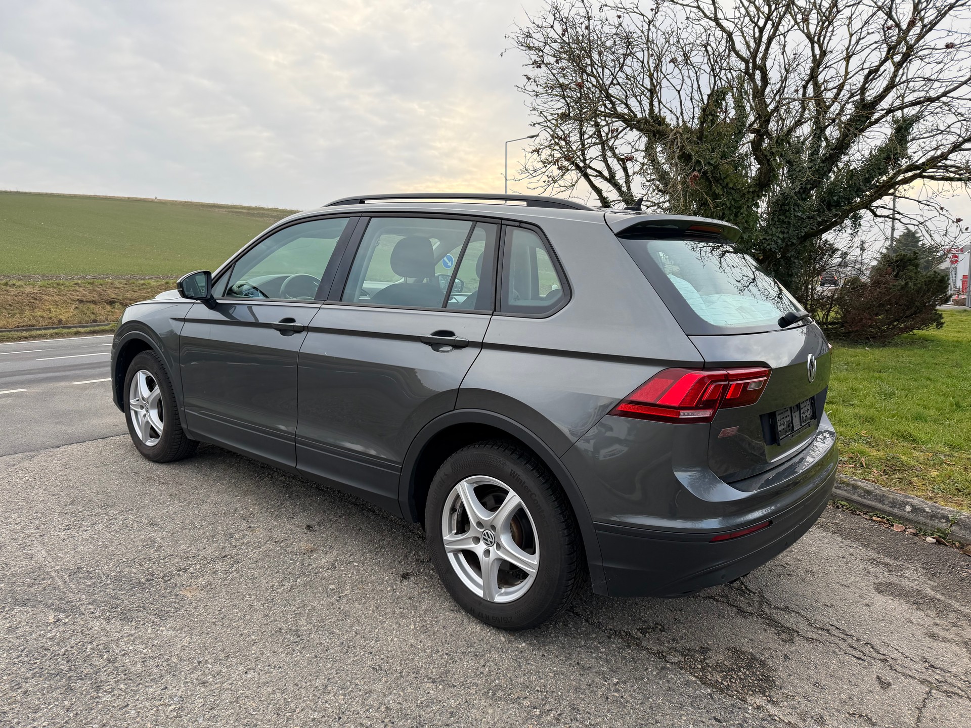 VW Tiguan 1.4TSI ACT Trendline 4Motion DSG-image-5