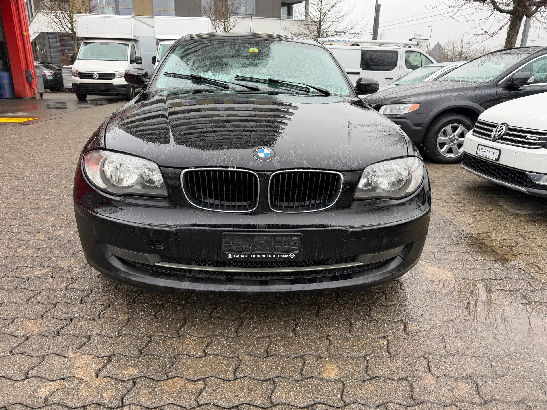 BMW 116i-image-1