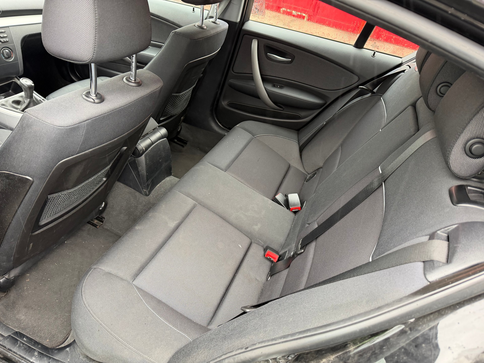 BMW 116i-image-8