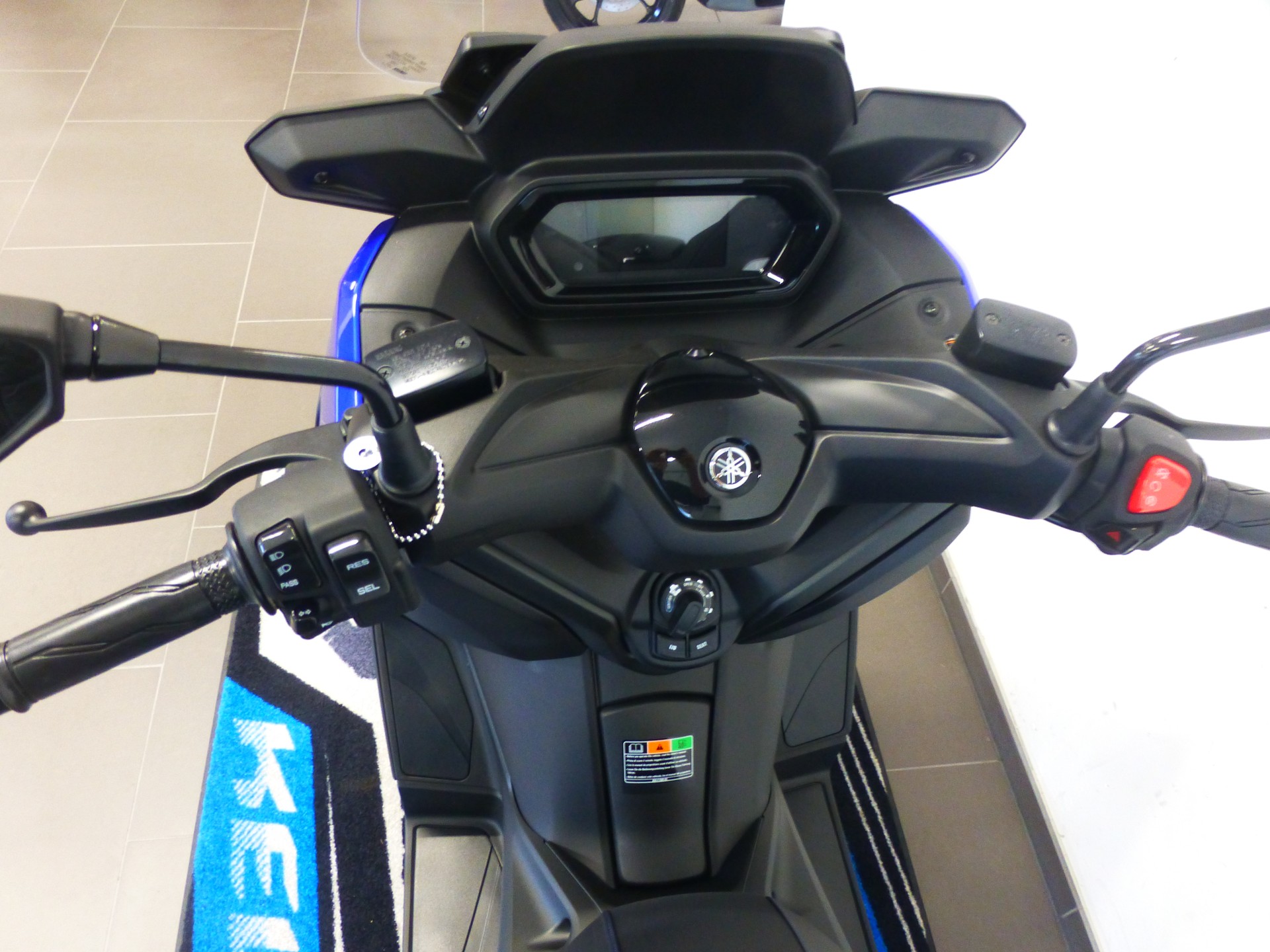 YAMAHA X-Max 300-image-13